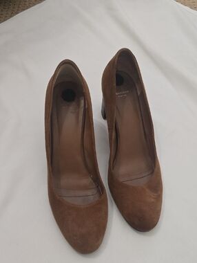 Aquatalia Suede Block  Heel Pumps 11